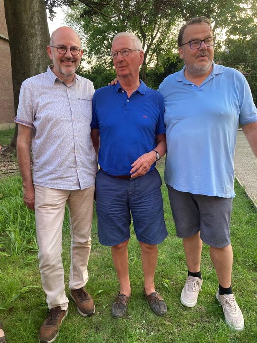 Wilfried met bestuursleden